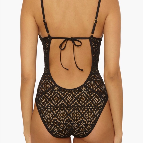 NWT Becca Swimwear Color Play Geometric Crochet Plunge One Piece SZ MEDIUM - Picture 3 of 15